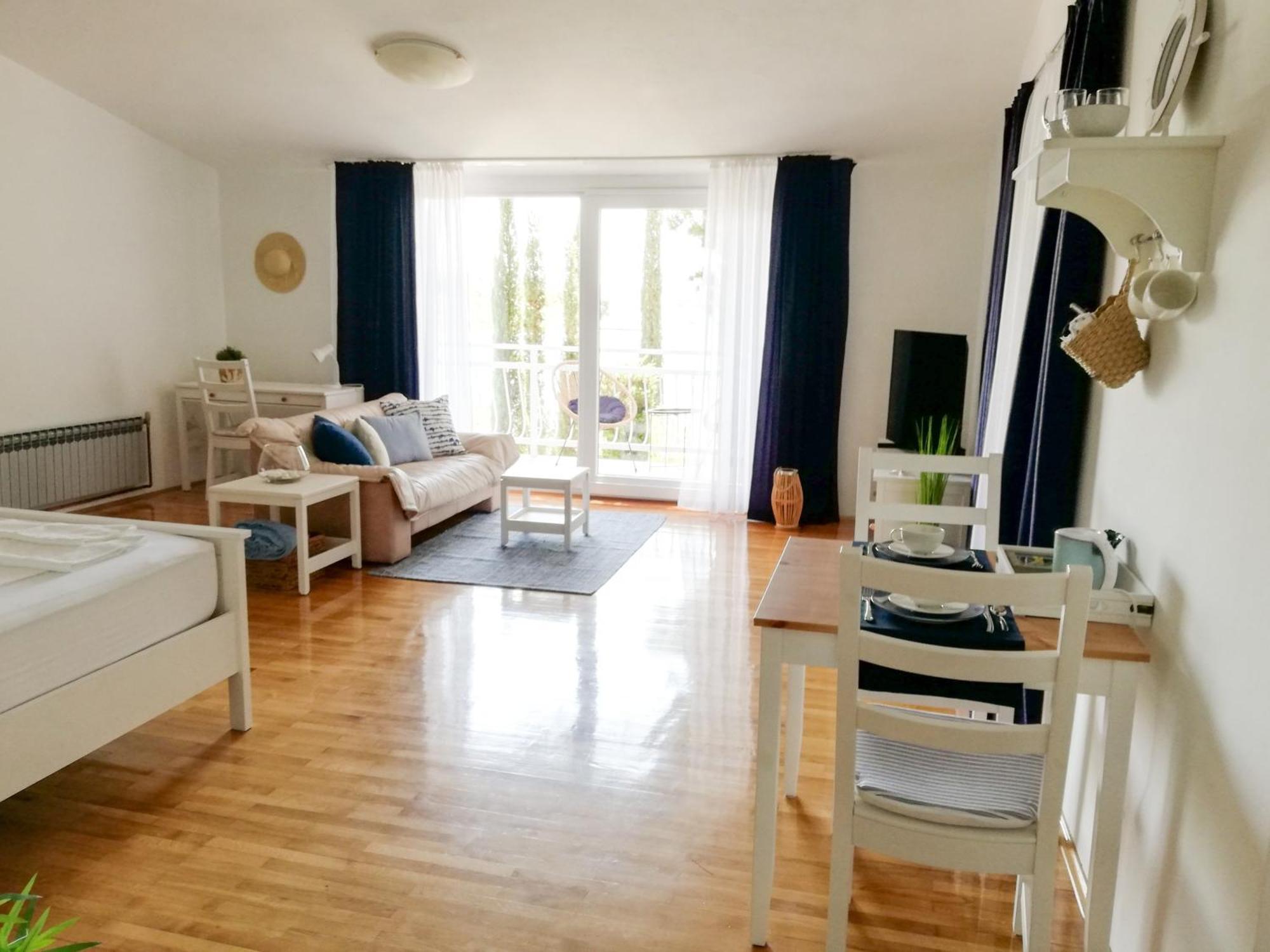 Bed & Breakfast Pansion Rade 호텔 피로바츠 객실 사진