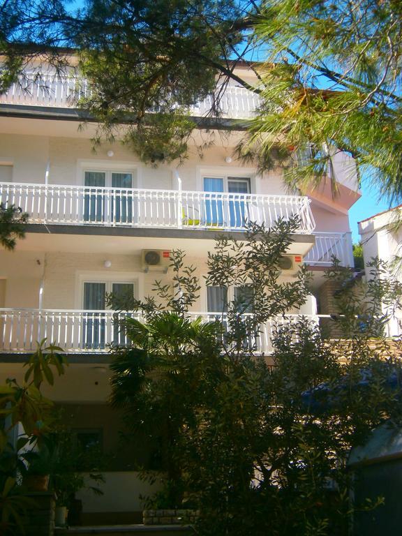 Bed & Breakfast Pansion Rade 호텔 피로바츠 외부 사진