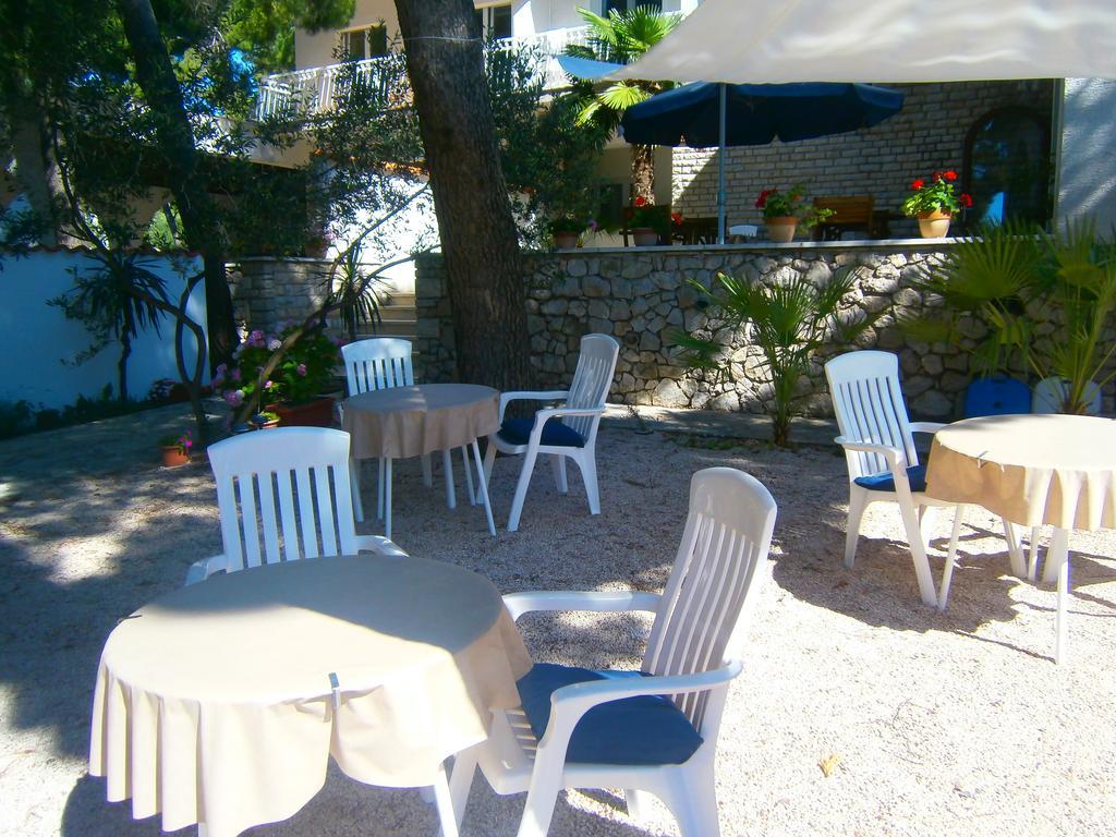 Bed & Breakfast Pansion Rade 호텔 피로바츠 외부 사진